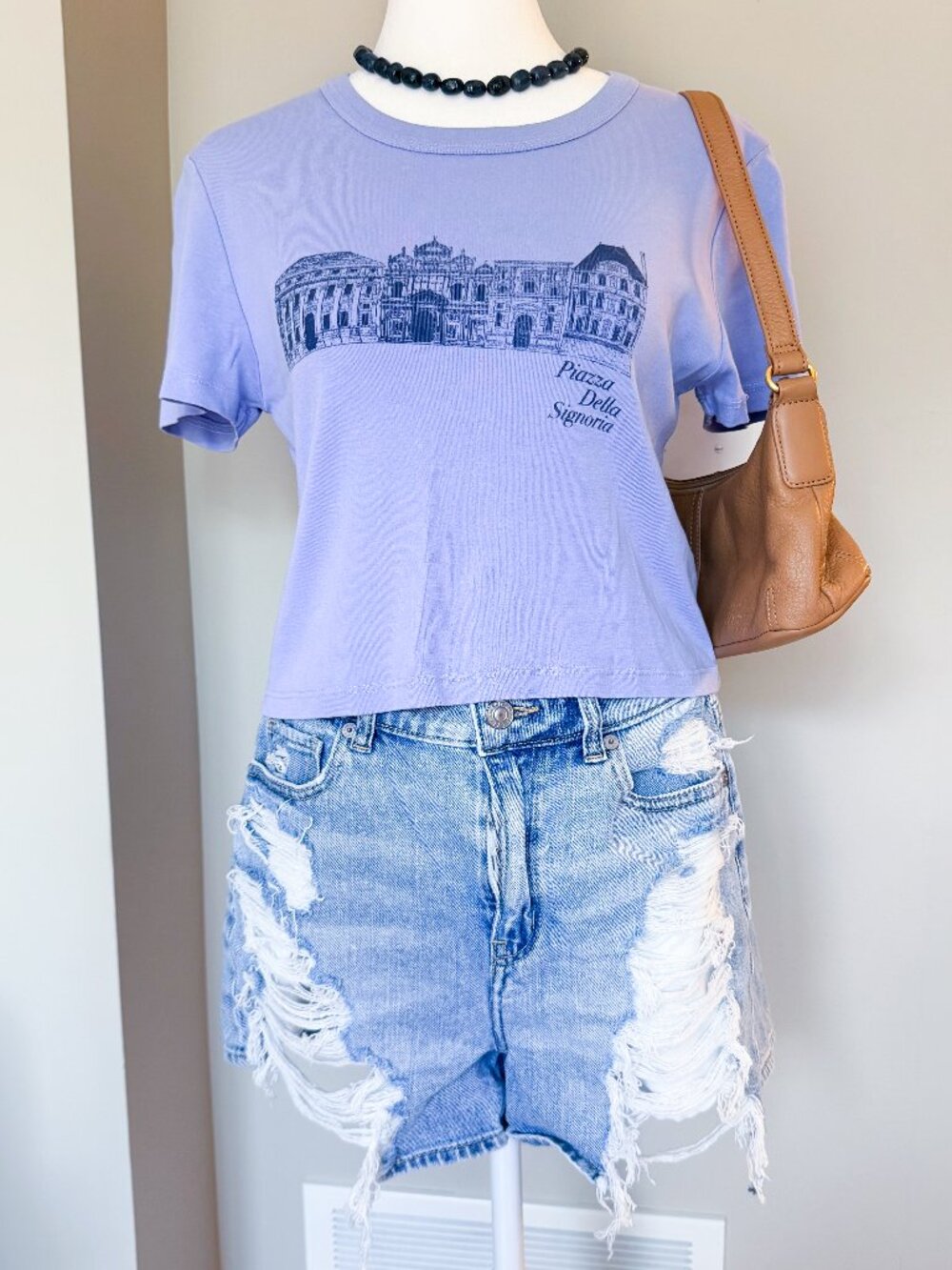 Pacsun LA Piazza Della Signoria Lavender Baby T-Shirt - Size Medium